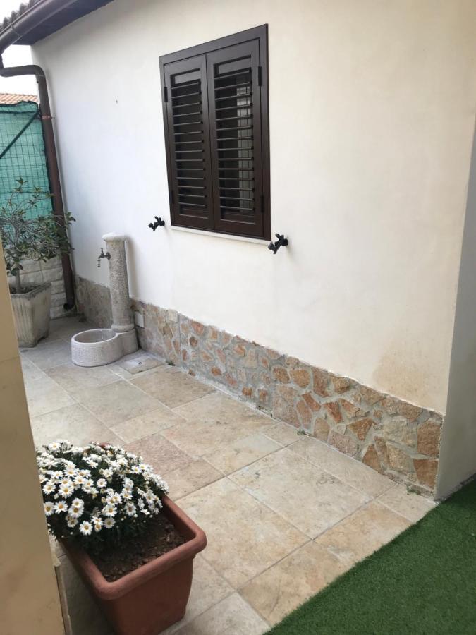Casa Rosy Apartment San Corrado di Fuori Exterior foto
